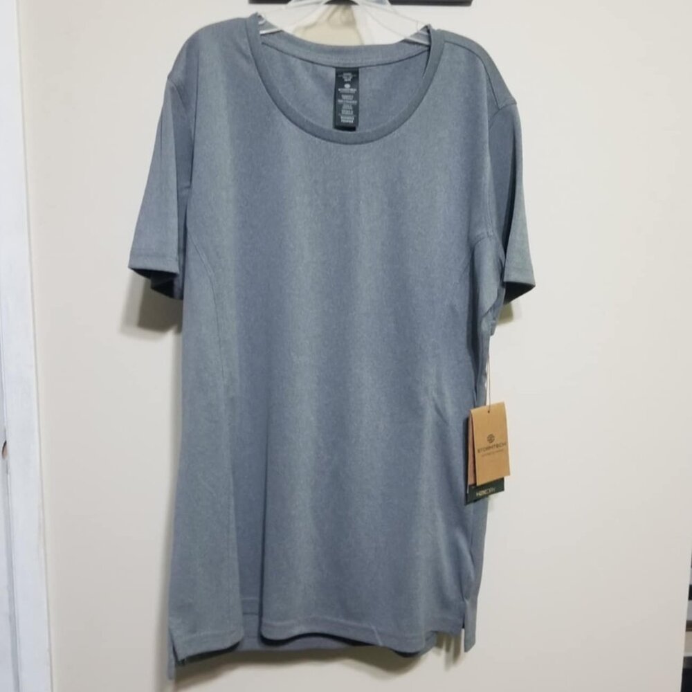 Stormtech NWT Grey Athletic Shirt Medium Top Fitted Activewear Sporty Dry
